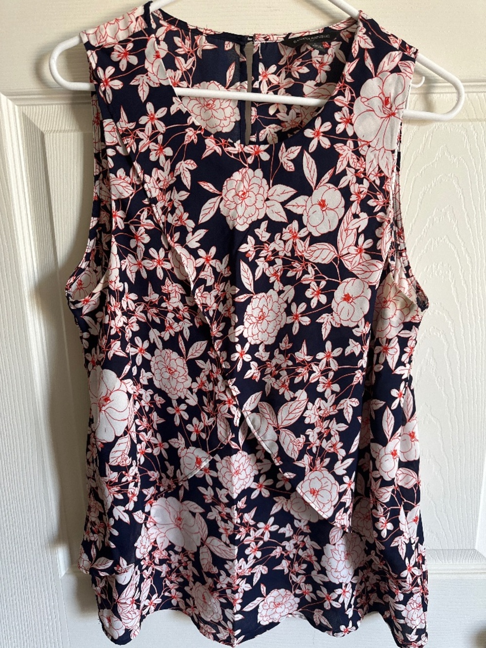Banana Republic tank top floral large